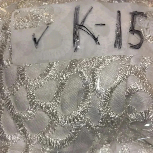 Cocolatte size 14 white sleeveless dress pit to pit 21” stretches to 23” - Picture 7 of 7